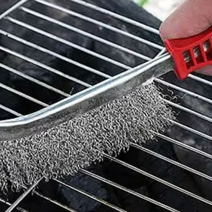 Brosse metallique utilisee pour nettoyer  grille métallique oxydée