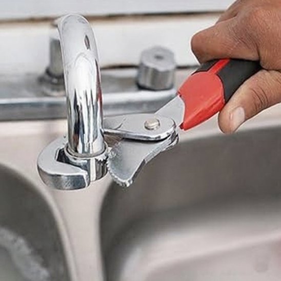 Clé à griffe deserre un embout